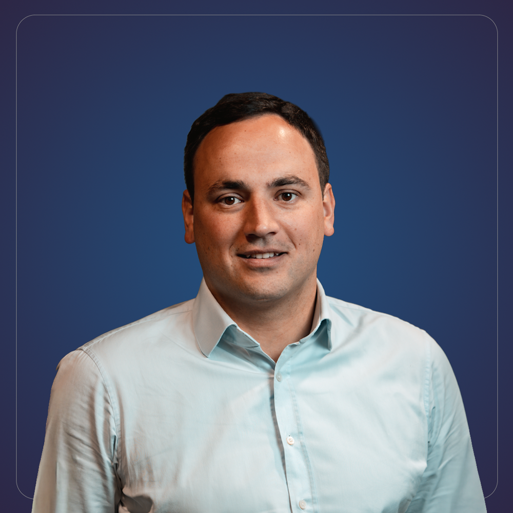 Bogdan-Headshot-ContactPage-2025