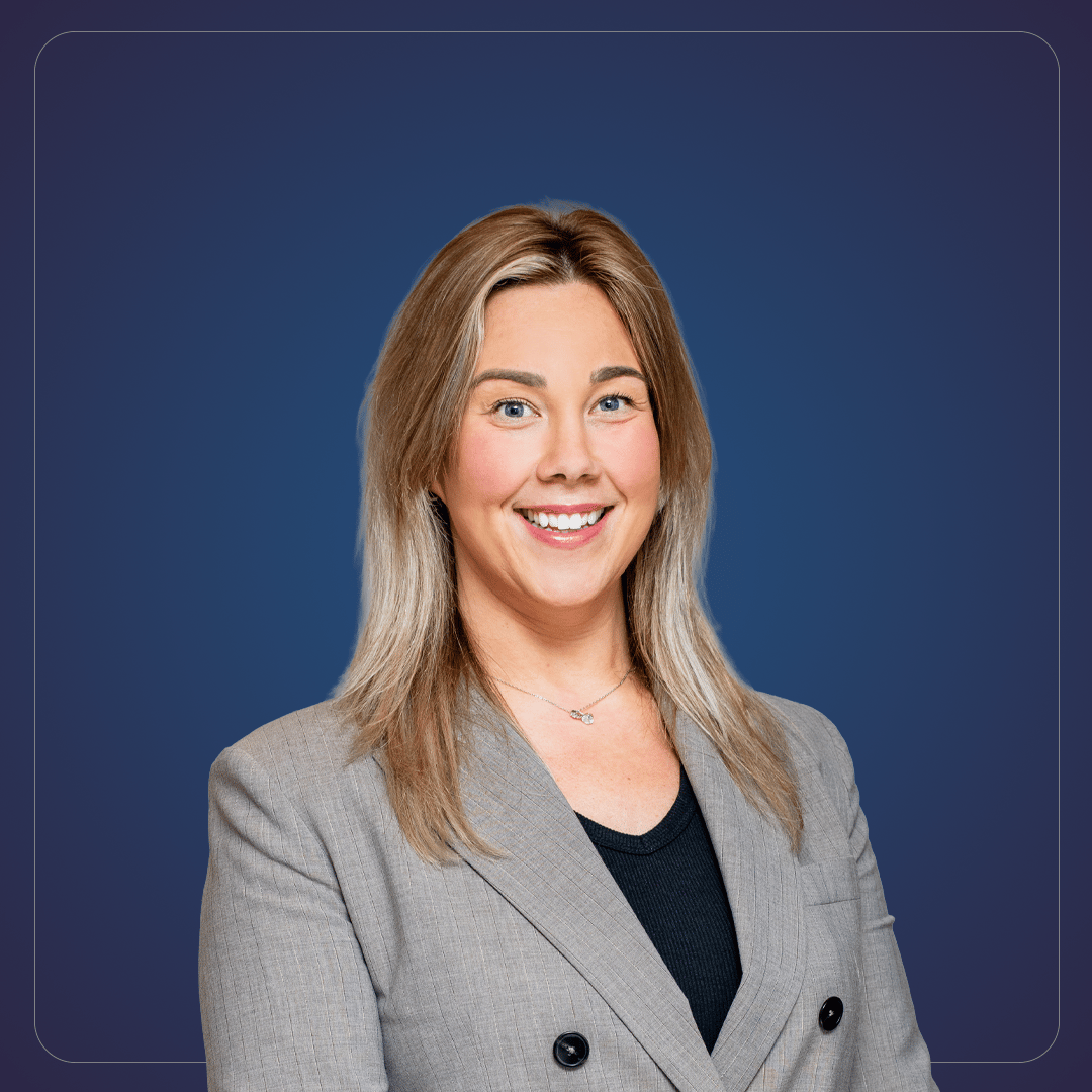 timeline-headshot-hope-march2026-contact-page